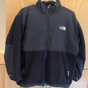 The North Face Denali fleece. Black.      Boys XL.